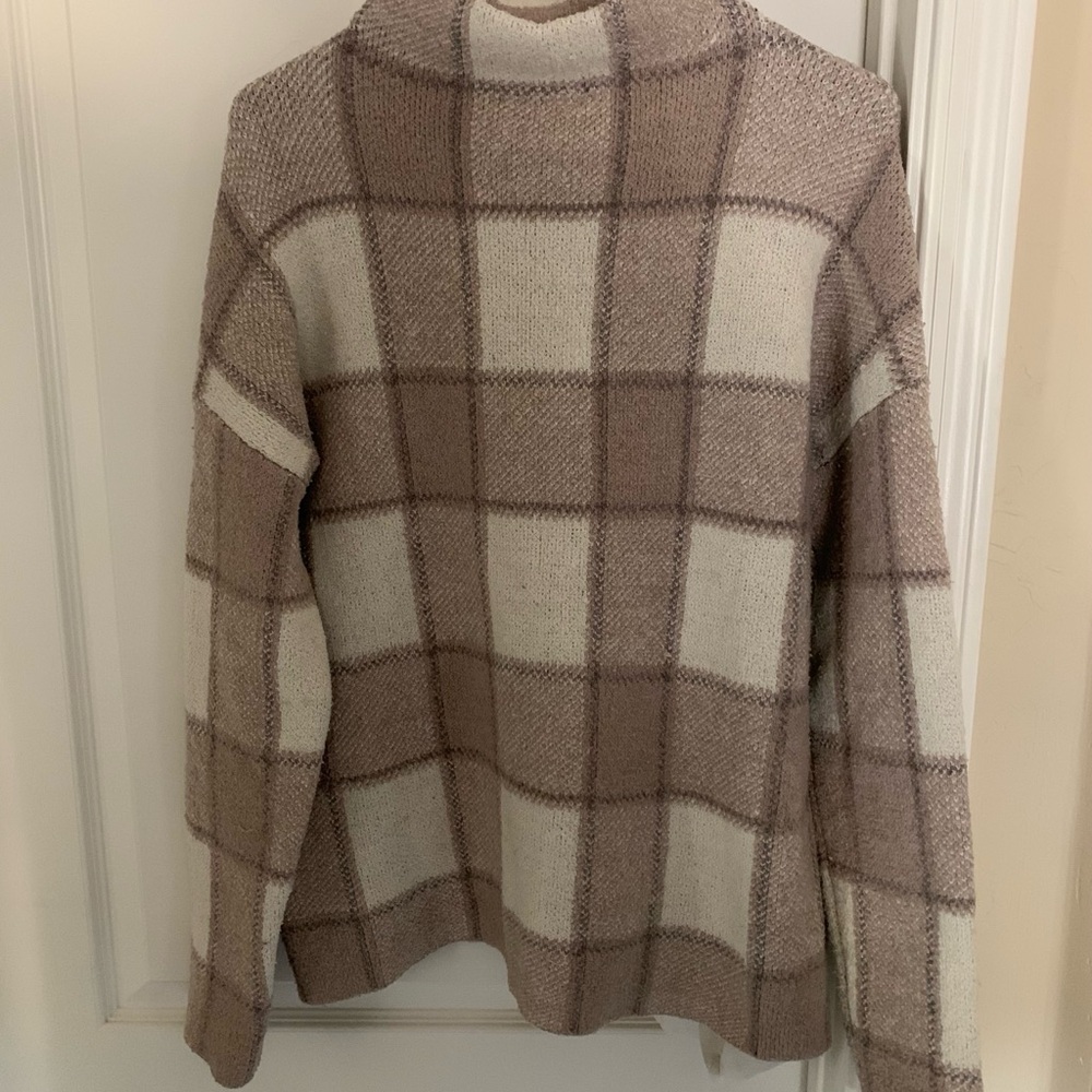 Christian Siriano Plaid Turtleneck Long sleeve Sweater - Cream Tan Brown SZ Med